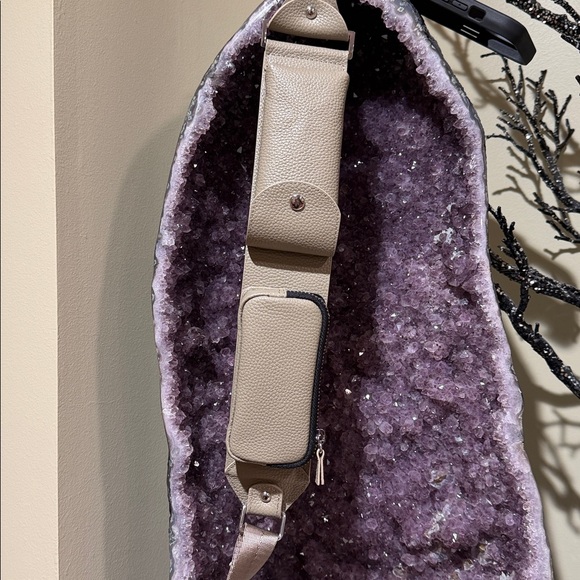 Stylish Tan Bandolier Bag - Picture 7 of 9